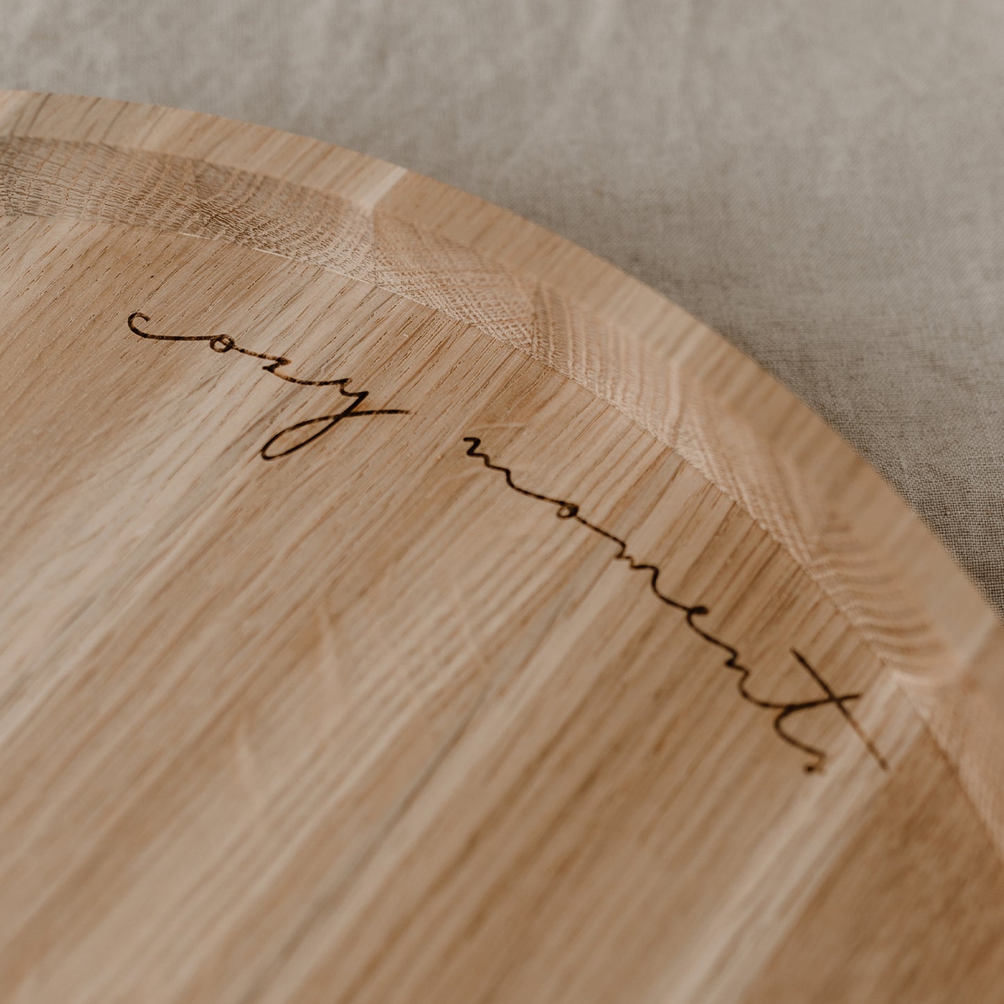 Tablett Cozy Moments aus Eiche 36cm