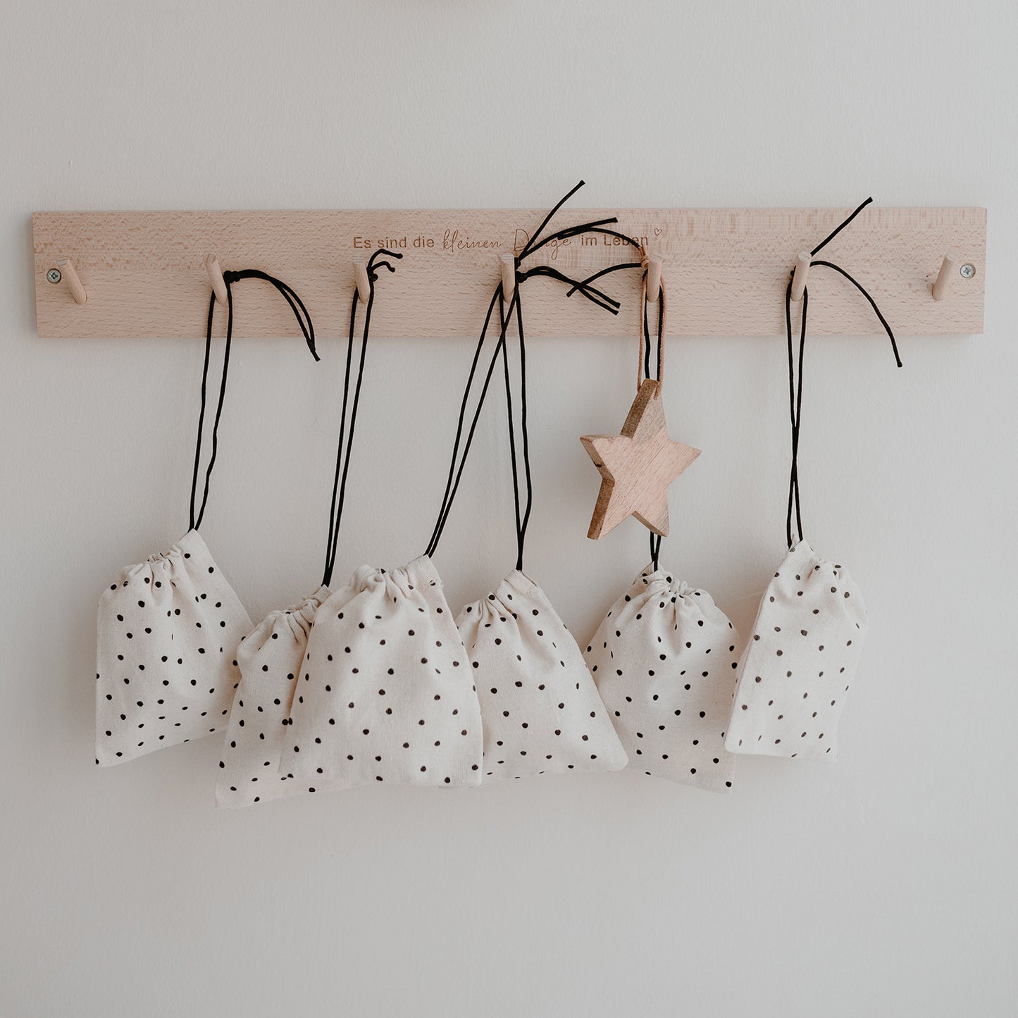 Geschenkesäckchen 6er Set Punkte - groß
